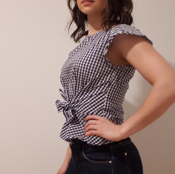 GUC Gingham Blouse - Picture 2 of 4